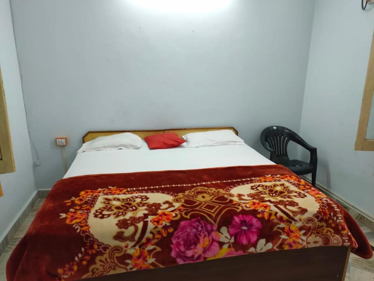 Hotel Ganga View Harry Stay Shivpuri  エクステリア 写真
